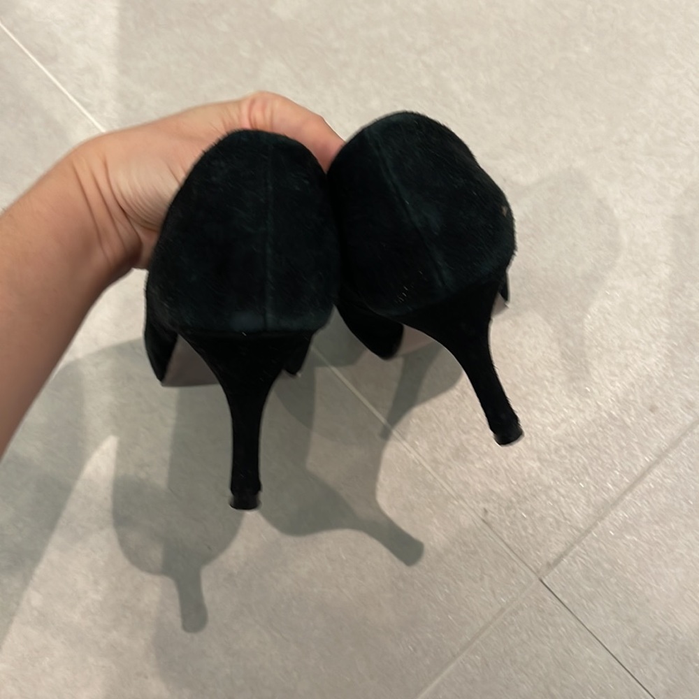 Steve Madden women size 5.5 black suede alike closed shoes kitten heel - Picture 10 of 15